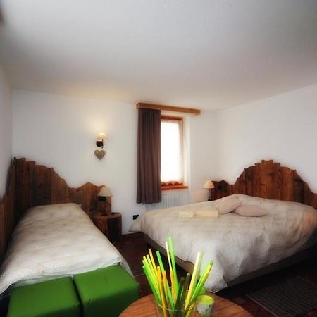 Appartamenti E Camere Veronica โกโกโล ภายนอก รูปภาพ
