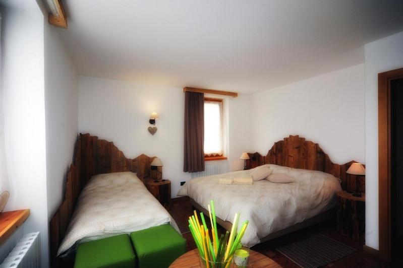 Appartamenti E Camere Veronica โกโกโล ภายนอก รูปภาพ